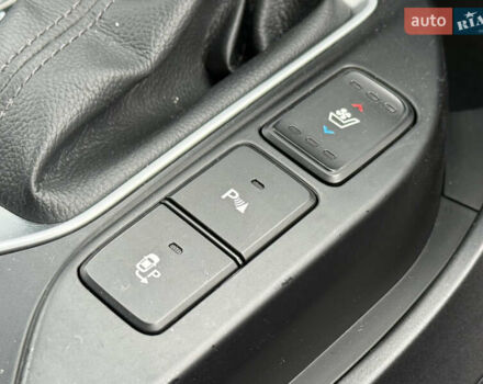 Черный Хендай Санта Фе, объемом двигателя 2.2 л и пробегом 190 тыс. км за 21650 $, фото 57 на Automoto.ua