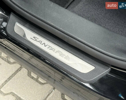 Черный Хендай Санта Фе, объемом двигателя 2.2 л и пробегом 190 тыс. км за 21650 $, фото 40 на Automoto.ua