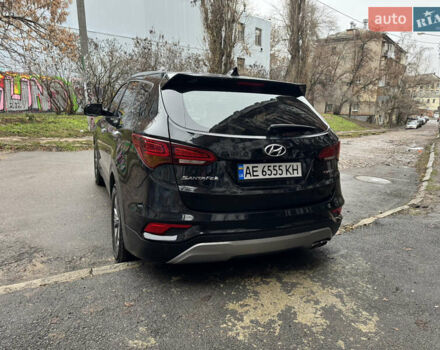 Черный Хендай Санта Фе, объемом двигателя 2 л и пробегом 175 тыс. км за 19950 $, фото 6 на Automoto.ua