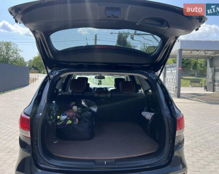 Черный Хендай Санта Фе, объемом двигателя 3.34 л и пробегом 175 тыс. км за 17999 $, фото 18 на Automoto.ua