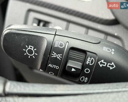 Чорний Хендай Санта Фе, об'ємом двигуна 2.2 л та пробігом 190 тис. км за 20999 $, фото 68 на Automoto.ua