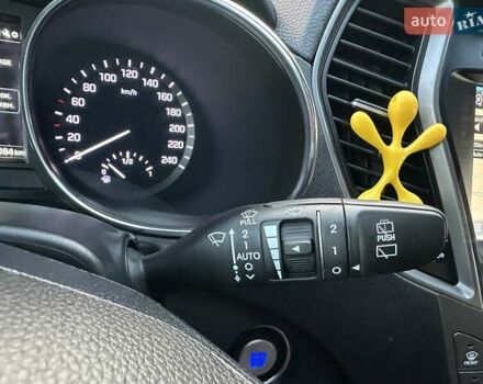 Чорний Хендай Санта Фе, об'ємом двигуна 2.2 л та пробігом 199 тис. км за 19397 $, фото 106 на Automoto.ua