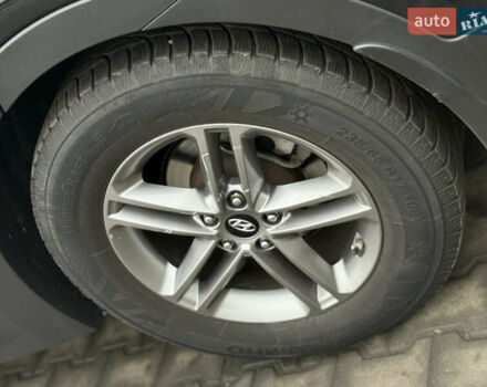 Черный Хендай Санта Фе, объемом двигателя 2.36 л и пробегом 128 тыс. км за 15700 $, фото 50 на Automoto.ua