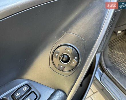 Чорний Хендай Санта Фе, об'ємом двигуна 2.4 л та пробігом 150 тис. км за 14500 $, фото 16 на Automoto.ua