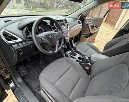 Черный Хендай Санта Фе, объемом двигателя 2.36 л и пробегом 141 тыс. км за 13699 $, фото 24 на Automoto.ua