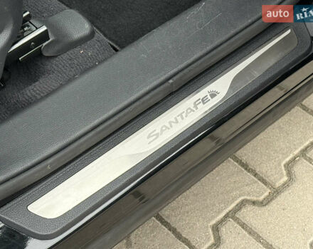 Черный Хендай Санта Фе, объемом двигателя 2.2 л и пробегом 190 тыс. км за 21650 $, фото 51 на Automoto.ua