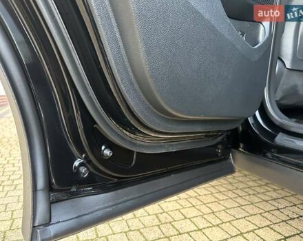 Чорний Хендай Санта Фе, об'ємом двигуна 2.2 л та пробігом 199 тис. км за 19397 $, фото 141 на Automoto.ua