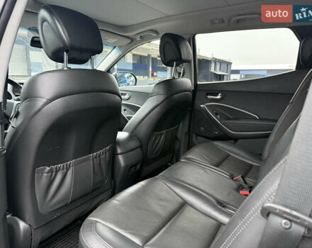 Черный Хендай Санта Фе, объемом двигателя 2.2 л и пробегом 188 тыс. км за 21750 $, фото 38 на Automoto.ua