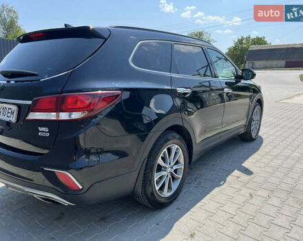 Черный Хендай Санта Фе, объемом двигателя 3.34 л и пробегом 175 тыс. км за 17999 $, фото 5 на Automoto.ua