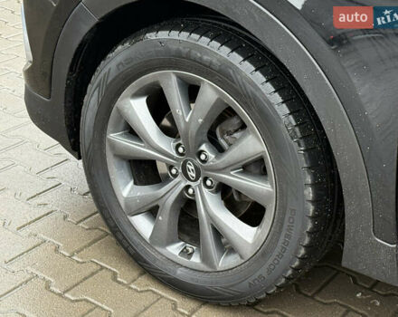 Черный Хендай Санта Фе, объемом двигателя 2.2 л и пробегом 188 тыс. км за 21750 $, фото 19 на Automoto.ua