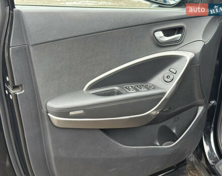 Черный Хендай Санта Фе, объемом двигателя 2.2 л и пробегом 188 тыс. км за 21750 $, фото 36 на Automoto.ua