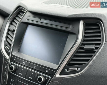 Черный Хендай Санта Фе, объемом двигателя 2.2 л и пробегом 190 тыс. км за 21650 $, фото 54 на Automoto.ua