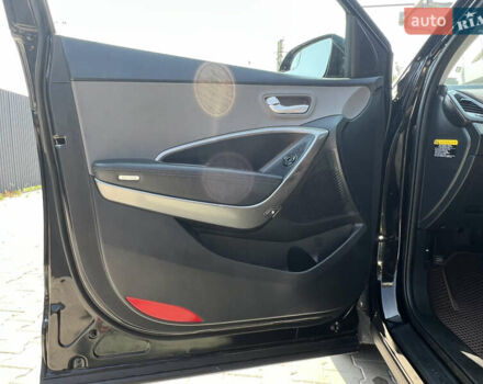 Черный Хендай Санта Фе, объемом двигателя 3.34 л и пробегом 175 тыс. км за 17999 $, фото 10 на Automoto.ua