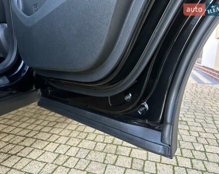 Чорний Хендай Санта Фе, об'ємом двигуна 2.2 л та пробігом 199 тис. км за 19397 $, фото 181 на Automoto.ua