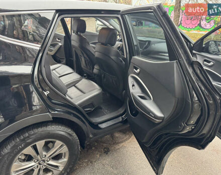 Черный Хендай Санта Фе, объемом двигателя 2 л и пробегом 175 тыс. км за 19950 $, фото 16 на Automoto.ua