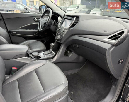 Черный Хендай Санта Фе, объемом двигателя 2.2 л и пробегом 190 тыс. км за 21650 $, фото 47 на Automoto.ua