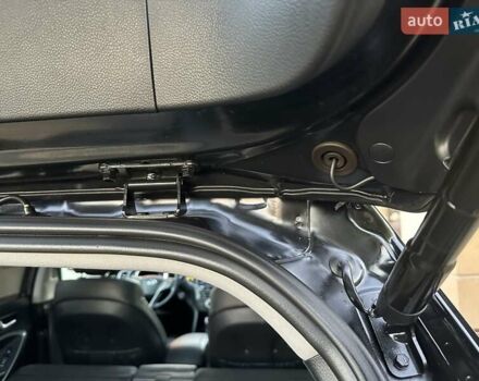 Чорний Хендай Санта Фе, об'ємом двигуна 2.2 л та пробігом 199 тис. км за 19397 $, фото 163 на Automoto.ua