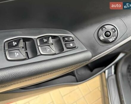 Черный Хендай Санта Фе, объемом двигателя 2.36 л и пробегом 141 тыс. км за 13699 $, фото 21 на Automoto.ua