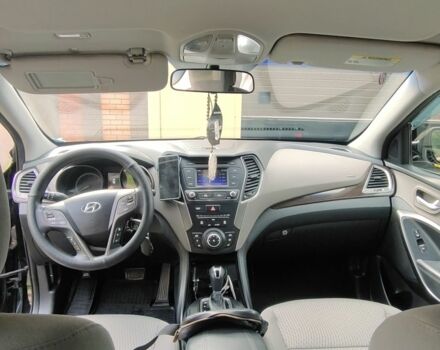 Черный Хендай Санта Фе, объемом двигателя 2.4 л и пробегом 290 тыс. км за 14800 $, фото 8 на Automoto.ua
