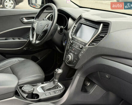 Черный Хендай Санта Фе, объемом двигателя 2.2 л и пробегом 190 тыс. км за 21650 $, фото 48 на Automoto.ua