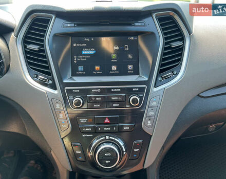 Черный Хендай Санта Фе, объемом двигателя 3.34 л и пробегом 175 тыс. км за 17999 $, фото 26 на Automoto.ua