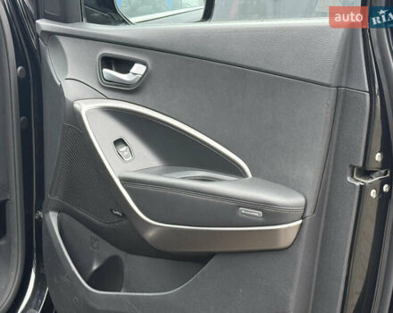 Чорний Хендай Санта Фе, об'ємом двигуна 2.2 л та пробігом 190 тис. км за 20999 $, фото 50 на Automoto.ua