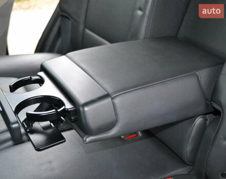 Хендай Санта Фе 2017 в Белой Церкве на Automoto.ua Черный Хендай Санта Фе, объемом двигателя 2.2 л и пробегом 122 тыс. км за 24500 $, фото 60 на Automoto.ua