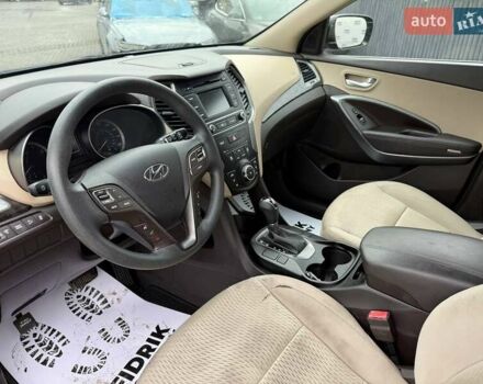 Черный Хендай Санта Фе, объемом двигателя 2.4 л и пробегом 245 тыс. км за 11200 $, фото 9 на Automoto.ua
