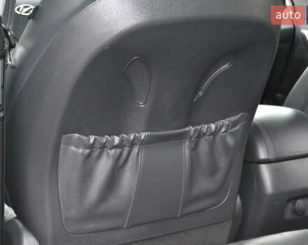 Хендай Санта Фе 2017 в Белой Церкве на Automoto.ua Черный Хендай Санта Фе, объемом двигателя 2.2 л и пробегом 122 тыс. км за 24500 $, фото 57 на Automoto.ua