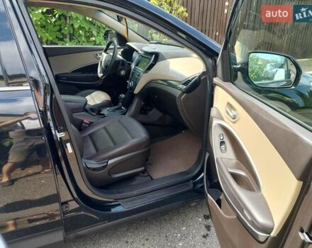 Черный Хендай Санта Фе, объемом двигателя 2.36 л и пробегом 130 тыс. км за 17500 $, фото 6 на Automoto.ua