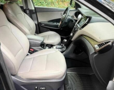 Черный Хендай Санта Фе, объемом двигателя 2.4 л и пробегом 50 тыс. км за 4100 $, фото 8 на Automoto.ua