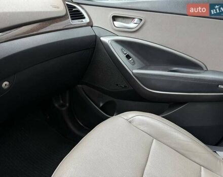 Черный Хендай Санта Фе, объемом двигателя 2.4 л и пробегом 115 тыс. км за 17400 $, фото 38 на Automoto.ua