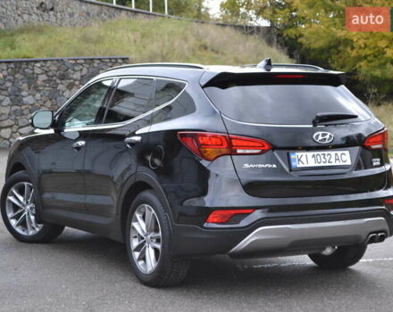 Хендай Санта Фе 2017 в Белой Церкве на Automoto.ua Черный Хендай Санта Фе, объемом двигателя 2.2 л и пробегом 122 тыс. км за 24500 $, фото 4 на Automoto.ua