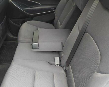 Черный Хендай Санта Фе, объемом двигателя 3.3 л и пробегом 32 тыс. км за 17500 $, фото 12 на Automoto.ua