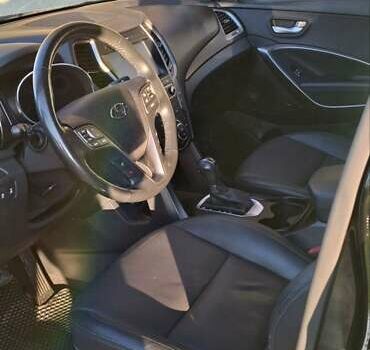 Черный Хендай Санта Фе, объемом двигателя 2.2 л и пробегом 122 тыс. км за 23500 $, фото 11 на Automoto.ua