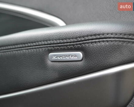 Хендай Санта Фе 2017 в Белой Церкве на Automoto.ua Черный Хендай Санта Фе, объемом двигателя 2.2 л и пробегом 122 тыс. км за 24500 $, фото 32 на Automoto.ua