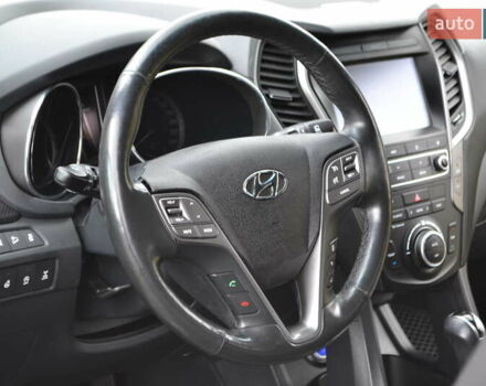 Хендай Санта Фе 2017 в Белой Церкве на Automoto.ua Черный Хендай Санта Фе, объемом двигателя 2.2 л и пробегом 122 тыс. км за 24500 $, фото 46 на Automoto.ua