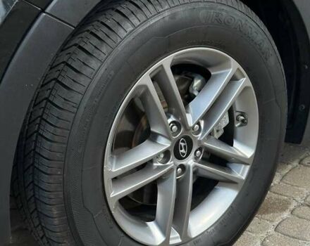 Чорний Хендай Санта Фе, об'ємом двигуна 2.36 л та пробігом 109 тис. км за 17900 $, фото 6 на Automoto.ua