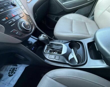 Черный Хендай Санта Фе, объемом двигателя 3.3 л и пробегом 31 тыс. км за 5800 $, фото 8 на Automoto.ua