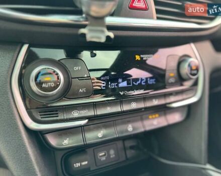 Чорний Хендай Санта Фе, об'ємом двигуна 2 л та пробігом 77 тис. км за 28500 $, фото 20 на Automoto.ua