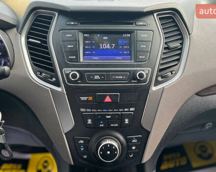 Черный Хендай Санта Фе, объемом двигателя 2.36 л и пробегом 130 тыс. км за 16300 $, фото 11 на Automoto.ua