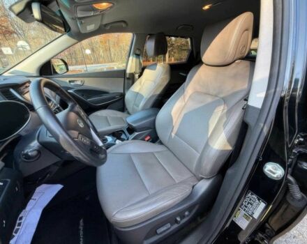 Черный Хендай Санта Фе, объемом двигателя 3.3 л и пробегом 31 тыс. км за 5800 $, фото 7 на Automoto.ua