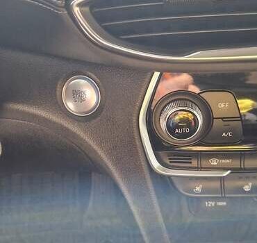 Черный Хендай Санта Фе, объемом двигателя 2.36 л и пробегом 152 тыс. км за 23700 $, фото 13 на Automoto.ua