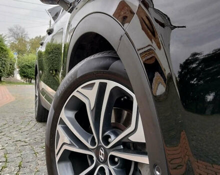 Черный Хендай Санта Фе, объемом двигателя 2.2 л и пробегом 246 тыс. км за 30000 $, фото 3 на Automoto.ua