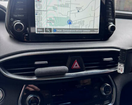 Черный Хендай Санта Фе, объемом двигателя 2.2 л и пробегом 92 тыс. км за 27000 $, фото 5 на Automoto.ua