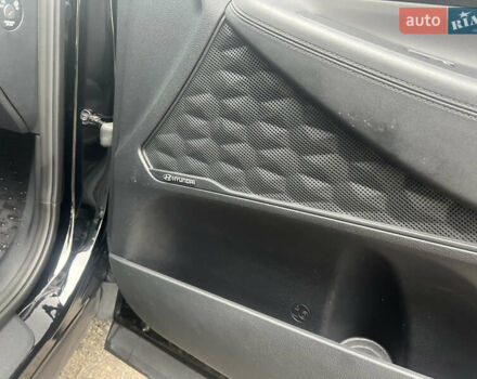 Черный Хендай Санта Фе, объемом двигателя 2.5 л и пробегом 15 тыс. км за 29000 $, фото 46 на Automoto.ua