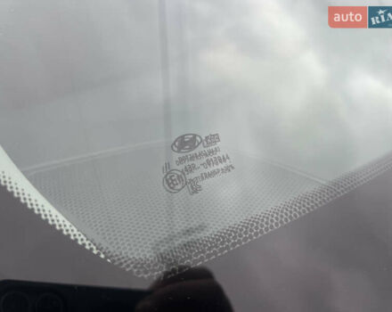 Черный Хендай Санта Фе, объемом двигателя 2.5 л и пробегом 15 тыс. км за 29000 $, фото 48 на Automoto.ua