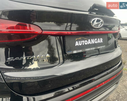 Черный Хендай Санта Фе, объемом двигателя 2.5 л и пробегом 15 тыс. км за 29000 $, фото 10 на Automoto.ua