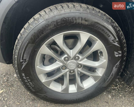 Черный Хендай Санта Фе, объемом двигателя 2.5 л и пробегом 15 тыс. км за 29000 $, фото 50 на Automoto.ua