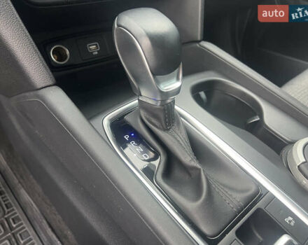 Черный Хендай Санта Фе, объемом двигателя 2.5 л и пробегом 15 тыс. км за 29000 $, фото 31 на Automoto.ua